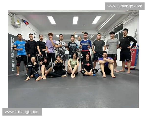 综合格斗登录——为每一位热爱搏击的人打开荣耀之门 综合格斗登录——为每一位热爱搏击的人打开荣耀之门